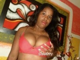 1hooters