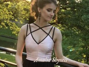 Amalia_Shyness