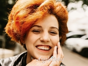 AngelaDevis
