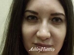 AshleyHottt19