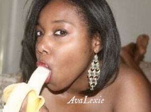 Ava_Lexie