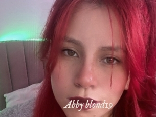 Abby_blond19