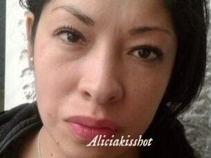 Aliciakisshot