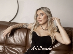 ariellamelo Chobix 