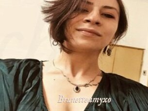 Brunetteamyxo