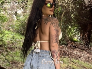 Curvy_kim