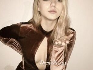 Danielle041
