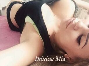 Delicious_Mia_