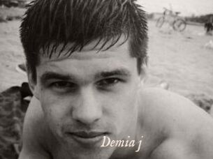 Demia_j
