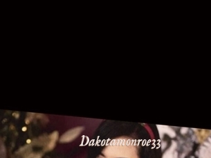 Dakotamonroe33
