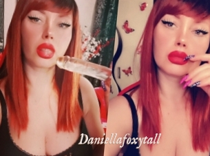 Daniellafoxytall