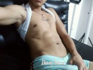 Dany_hot_x