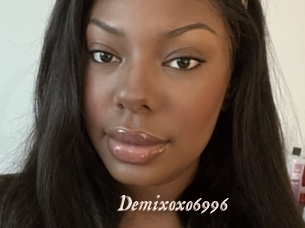 Demixoxo6996