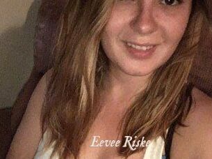 Eevee_Riske