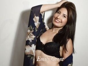 Emily_Grant