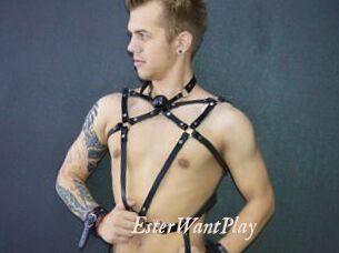 EsterWantPlay