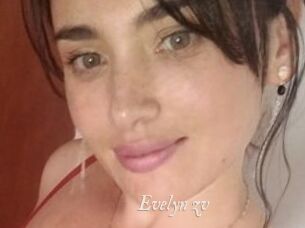 Evelyn_zv