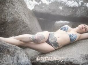 EvetteHoney