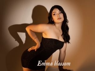 Emma_blossom