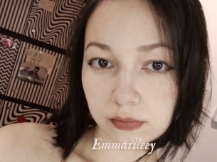 emmarileey Chobix 