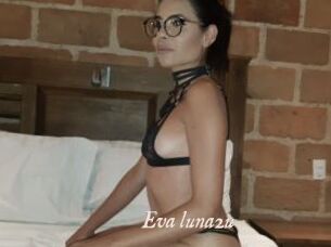 Eva_luna2u