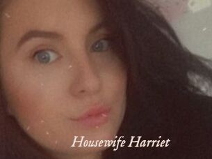 Housewife_Harriet