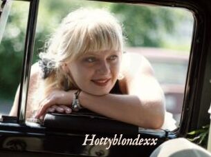 Hottyblondexx