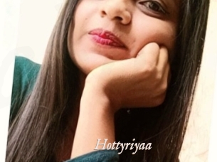 hottyriyaa Chobix 
