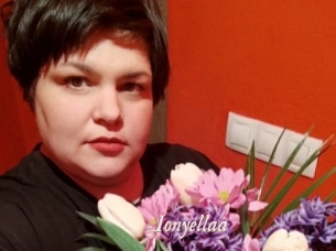 ionyellaa Chobix 