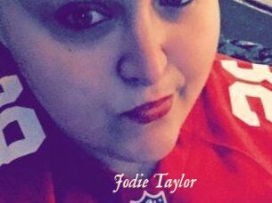 Jodie_Taylor