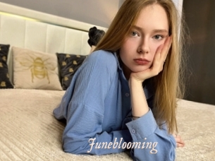 Juneblooming