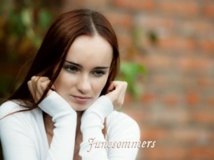 Junesommers