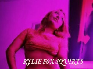 KYLIE_FOX_SQUIRTS