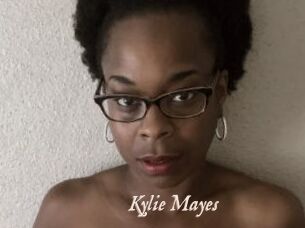 Kylie_Mayes