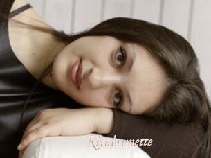 Kirabrunette