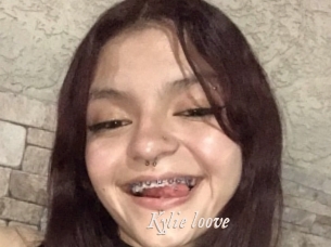 Kylie_loove