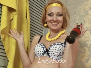 LadyxFoxxx