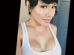 LaraLuxxx