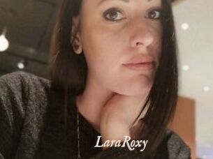 LaraRoxy