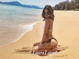 LauraLove18