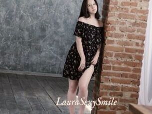 LauraSexySmile