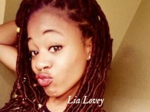 Lia_Lovey