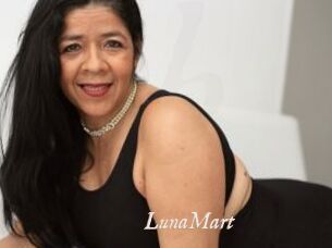 LunaMart