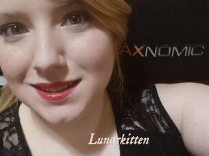 Lunarkitten