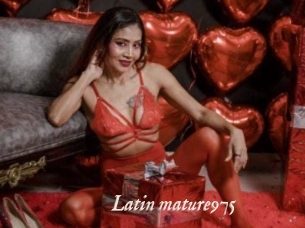 Latin_mature975