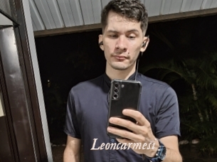 Leoncarmesi