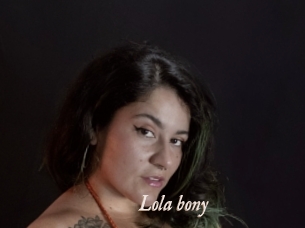 Lola_bony