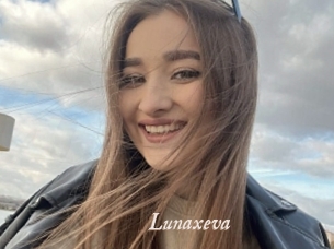 Lunaxeva