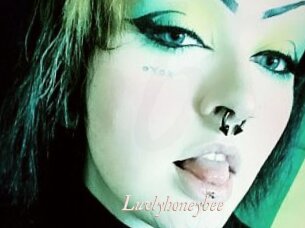 Luvlyhoneybee
