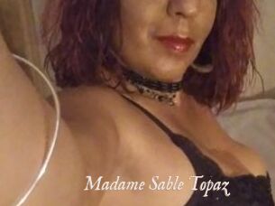 Madame_Sable_Topaz